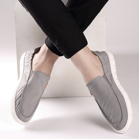 SEPATU SLIP ON PRIA ORIGINAL 